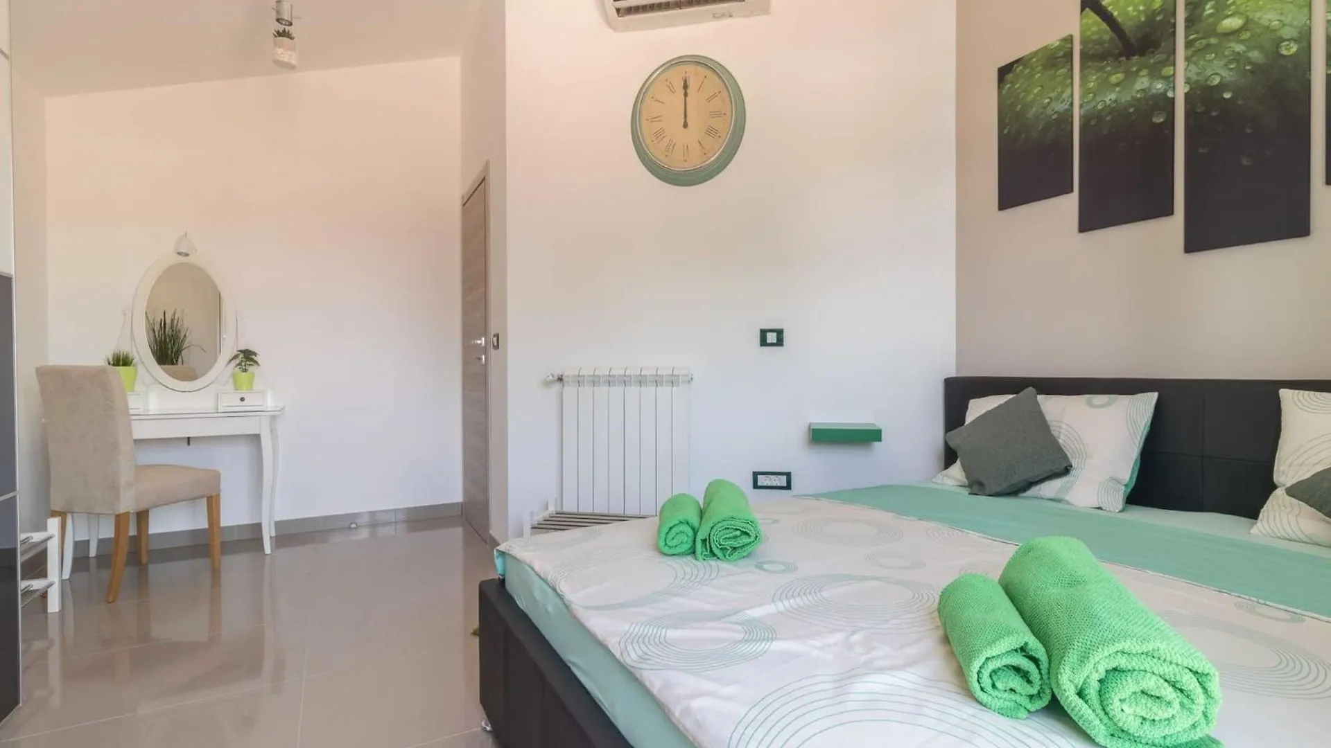 Luxe Villa In Valtura With Private Pool 0*,