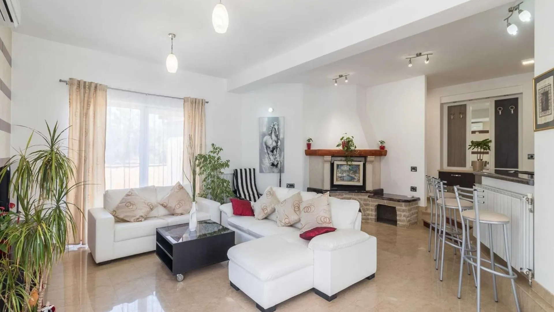 Luxe Villa In Valtura With Private Pool Croatia