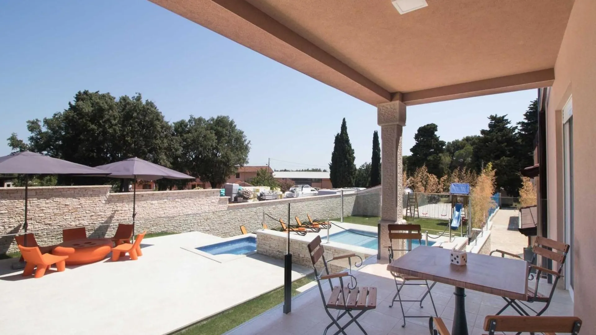 Luxe Villa In Valtura With Private Pool