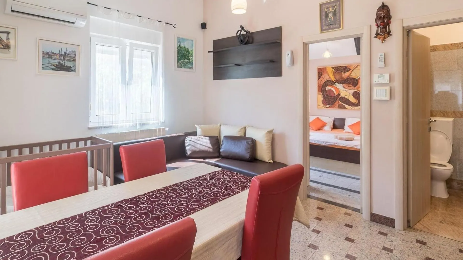 Luxe Villa In Valtura With Private Pool