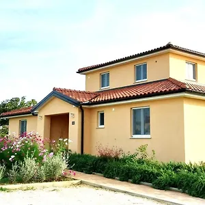 Vila Dubravka - Schoen Und Komfortabel Inmitten Von Olivenbaeumen Und Weinbergen Mit Whirlpool Valtura